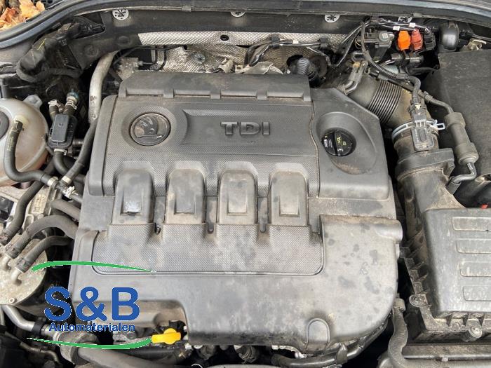 Gebruikte Motor Skoda Octavia Combi (5EAC) 1.6 TDI Greenline 16V Prijs € 999,99 Margeregeling aangeboden door Schaap & Bron