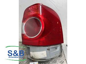Gebruikte Achterlicht rechts Seat Alhambra (7V8/9) 1.8 20V Turbo Prijs € 30,00 Margeregeling aangeboden door Schaap & Bron