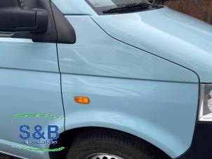 Gebruikte Voorscherm rechts Volkswagen Transporter T5 1.9 TDi Prijs € 50,00 Margeregeling aangeboden door Schaap & Bron