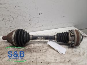 Gebruikte Cardanas links-voor (VWA) Volkswagen Golf VII (AUA) 2.0 R 4Motion 16V Prijs € 75,00 Margeregeling aangeboden door Schaap & Bron