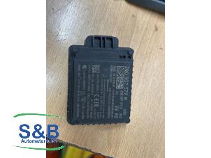 Gebruikte ACC Sensor (afstand) Volkswagen Polo VI (AW1) 1.0 TSI 12V Prijs € 199,99 Margeregeling aangeboden door Schaap & Bron