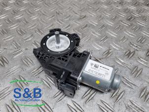 Gebruikte Raammotor Portier Tesla Model 3 Standard RWD Plus, Long Range RWD Prijs € 34,99 Margeregeling aangeboden door Schaap & Bron