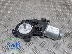 Gebruikte Raammotor Portier Tesla Model 3 Standard RWD Plus, Long Range RWD Prijs € 34,99 Margeregeling aangeboden door Schaap & Bron