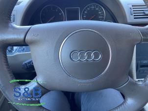 Gebruikte Airbag set + dashboard Audi A4 (B6) 2.4 V6 30V Prijs € 225,00 Margeregeling aangeboden door Schaap & Bron