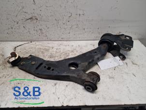 Gebruikte Draagarm rechts-voor Ford Kuga II (DM2) 1.5 EcoBoost 16V 150 Prijs € 40,00 Margeregeling aangeboden door Schaap & Bron