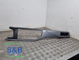 Gebruikte Dashboard sierlijst Volkswagen Polo VI (AW1) 1.0 TSI 12V Prijs € 74,99 Margeregeling aangeboden door Schaap & Bron