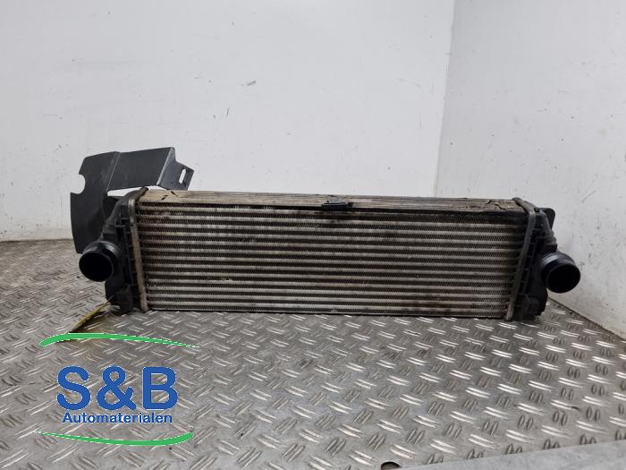 Gebruikte Intercooler Volkswagen Crafter 2.0 TDI Prijs € 59,99 Margeregeling aangeboden door Schaap & Bron