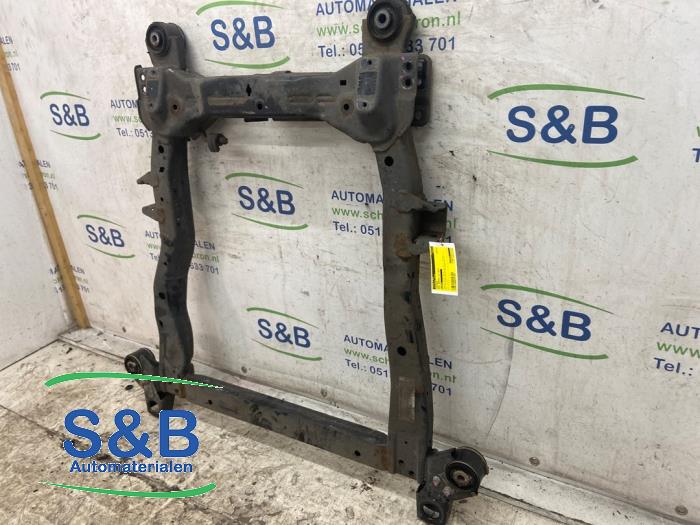 Subframe van een Opel Ampera 1.4 16V 2013
