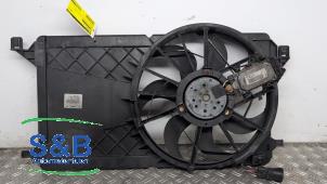 Gebruikte Radiateurfan Ford Kuga II (DM2) 1.5 EcoBoost 16V 150 Prijs € 41,00 Margeregeling aangeboden door Schaap & Bron