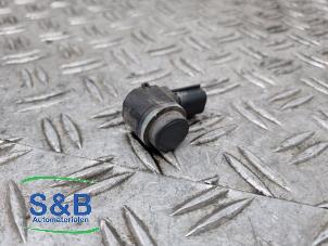 Gebruikte PDC Sensor Ford Kuga II (DM2) 1.5 EcoBoost 16V 150 Prijs € 19,99 Margeregeling aangeboden door Schaap & Bron