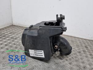 Gebruikte Luchtfilterhuis Ford Kuga II (DM2) 1.5 EcoBoost 16V 150 Prijs € 29,99 Margeregeling aangeboden door Schaap & Bron