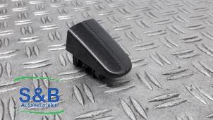 Gebruikte Handgreep Ford Kuga II (DM2) 1.5 EcoBoost 16V 150 Prijs € 10,00 Margeregeling aangeboden door Schaap & Bron