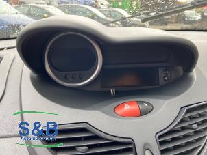 Gebruikte Kilometerteller KM Renault Twingo II (CN) 1.5 dCi 90 FAP Prijs € 45,00 Margeregeling aangeboden door Schaap & Bron