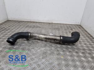 Gebruikte Intercooler Buis BMW 5 serie (E39) 530d 24V Prijs € 50,00 Margeregeling aangeboden door Schaap & Bron