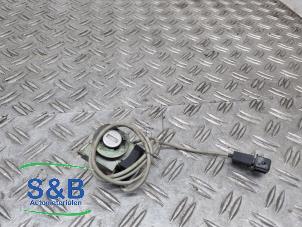 Gebruikte Cilinderslot Portier links Audi A6 (C4) 2.5 TDI Prijs € 20,00 Margeregeling aangeboden door Schaap & Bron