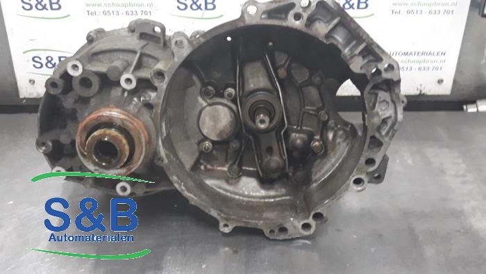 Gebruikte Versnellingsbak Volkswagen Transporter T4 2.4 D Prijs € 450,00 Margeregeling aangeboden door Schaap & Bron