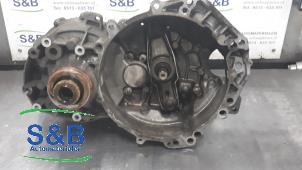 Gebruikte Versnellingsbak Volkswagen Transporter T4 2.4 D Prijs € 450,00 Margeregeling aangeboden door Schaap & Bron