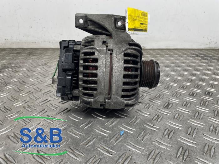 Dynamo van een Volvo S80 (TR/TS) 2.4 D 20V 2004