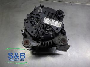 Gebruikte Dynamo Volkswagen Passat (3C2) 1.9 TDI Prijs € 120,00 Margeregeling aangeboden door Schaap & Bron