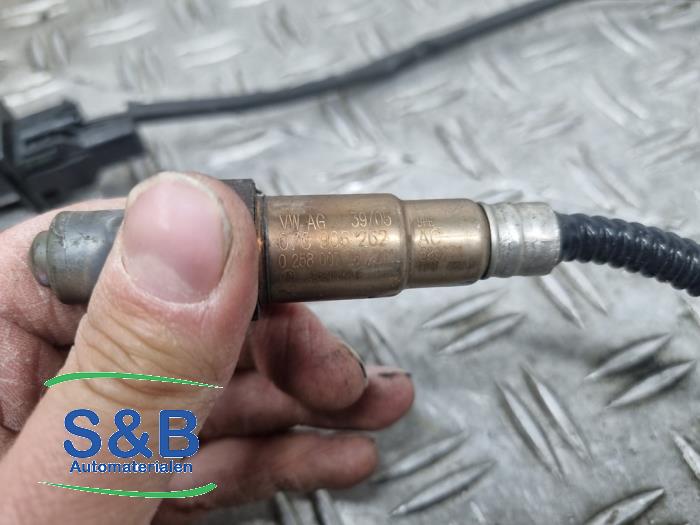 Lambda Sonde van een Audi A8 (D3) 6.0 W12 48V Lang Quattro 2005
