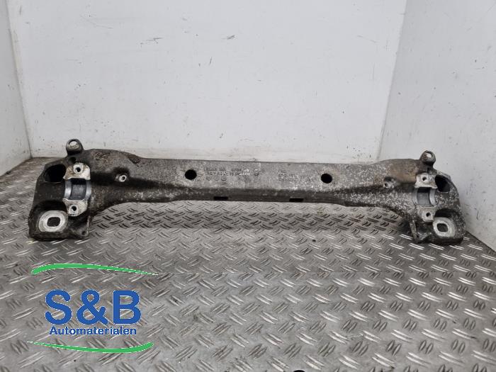 Gebruikte Motorbalk Audi A8 (D3) 6.0 W12 48V Quattro Prijs € 69,99 Margeregeling aangeboden door Schaap & Bron