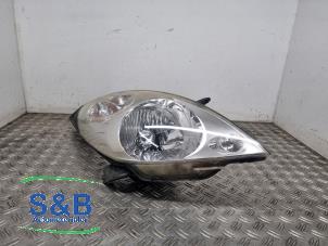 Gebruikte Koplamp rechts Chevrolet Spark (M300) 1.0 16V Prijs € 59,99 Margeregeling aangeboden door Schaap & Bron