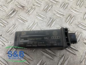 Gebruikte Antenne bandenspanning Audi A8 (D3) 6.0 W12 48V Quattro Prijs € 27,00 Margeregeling aangeboden door Schaap & Bron