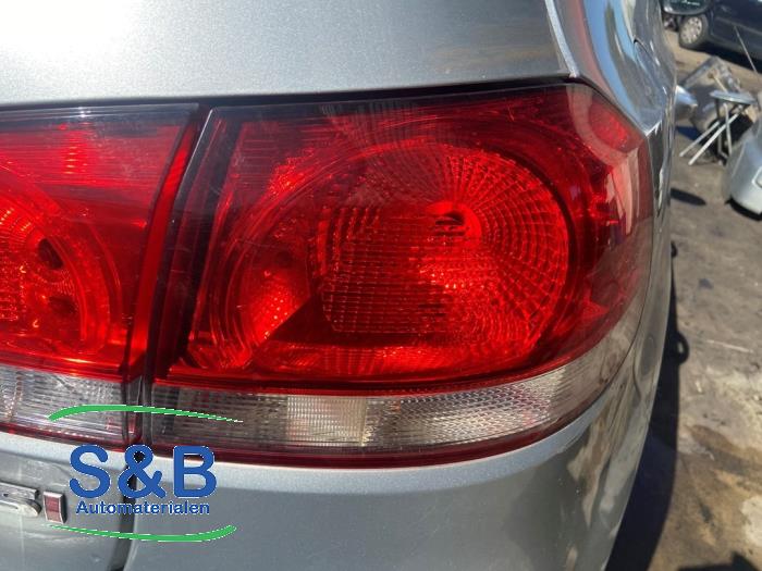 Achterlicht rechts van een Volkswagen Golf VI (5K1) 1.4 TSI 122 16V 2009
