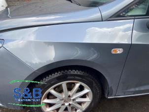 Gebruikte Scherm links-voor Seat Ibiza ST (6J8) 1.2 TSI Prijs € 85,00 Margeregeling aangeboden door Schaap & Bron