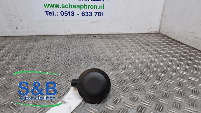 Gebruikte Carterventilatie Volkswagen Transporter T4 2.4 D Prijs € 15,00 Margeregeling aangeboden door Schaap & Bron