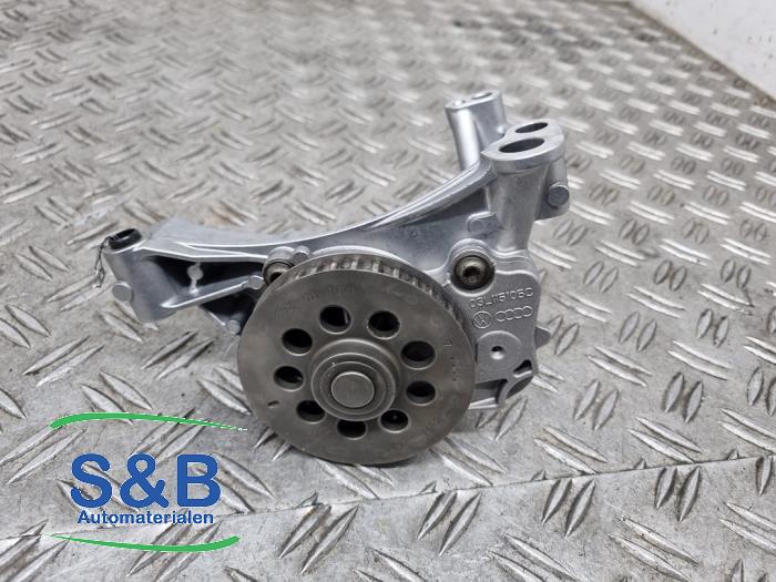 Gebruikte Oliepomp Volkswagen Caddy III (2KA,2KH,2CA,2CH) 1.6 TDI 16V Prijs € 39,99 Margeregeling aangeboden door Schaap & Bron