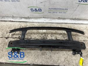 Gebruikte Bumperframe voor Volkswagen Passat (3C2) 2.0 FSI 16V Prijs € 25,00 Margeregeling aangeboden door Schaap & Bron