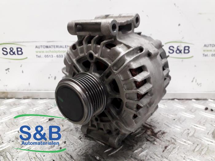 Gebruikte Alternator Volkswagen Golf VII (AUA) 2.0 R 4Motion 16V Prijs € 90,00 Margeregeling aangeboden door Schaap & Bron