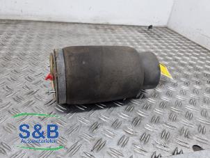 Gebruikte Luchtbalg BMW X5 (E53) 4.4 V8 32V Prijs € 55,00 Margeregeling aangeboden door Schaap & Bron