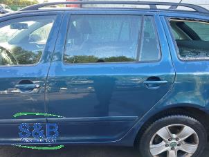 Gebruikte Deur 4Deurs links-achter Skoda Octavia Combi (1Z5) 1.6 TDI Greenline Prijs € 80,00 Margeregeling aangeboden door Schaap & Bron