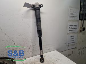 Gebruikte Schokdemper links-achter Seat Ibiza V (KJB) 1.0 TSI 12V Prijs € 40,00 Margeregeling aangeboden door Schaap & Bron