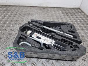 Gebruikte Gereedschap Set Mini Mini (R56) 1.6 16V Cooper Prijs € 49,99 Margeregeling aangeboden door Schaap & Bron