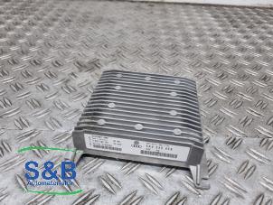 Gebruikte Radio versterker Volkswagen Touran (1T1/T2) 1.4 16V TSI 140 Prijs € 149,99 Margeregeling aangeboden door Schaap & Bron