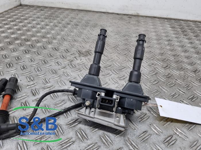 Gebruikte Bobine Volkswagen Passat (3B2) 1.8 20V Syncro Prijs € 49,99 Margeregeling aangeboden door Schaap & Bron