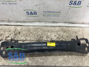 Gebruikte Bumperbalk voor Volkswagen Multivan T5 (7E/7HC/7HF/7HM) 2.5 Tdi Prijs € 40,00 Margeregeling aangeboden door Schaap & Bron