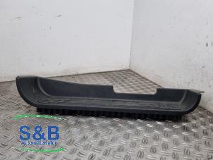 Gebruikte Voorinstap links Mercedes Vito (447.6) 1.6 111 CDI 16V Prijs € 24,99 Margeregeling aangeboden door Schaap & Bron