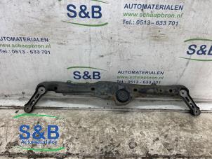 Gebruikte Drager vooras Volkswagen Golf III Cabrio (1E) 1.8 Prijs € 30,00 Margeregeling aangeboden door Schaap & Bron