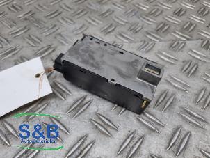 Gebruikte Anti diefstal slot Mercedes Vito (447.6) 1.6 111 CDI 16V Prijs € 74,99 Margeregeling aangeboden door Schaap & Bron