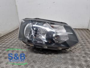 Gebruikte Koplamp rechts Volkswagen Transporter T5 2.0 BiTDI DRF Prijs € 69,99 Margeregeling aangeboden door Schaap & Bron