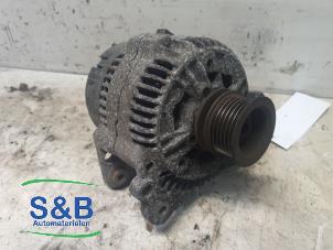 Gebruikte Alternator Volkswagen Golf III Cabrio (1E) 1.6 Prijs € 70,00 Margeregeling aangeboden door Schaap & Bron