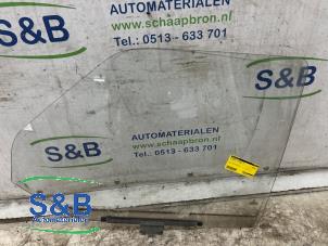 Gebruikte Portierruit 2Deurs links Volkswagen Transporter/Caravelle T4 1.9 TD Caravelle Prijs € 20,00 Margeregeling aangeboden door Schaap & Bron