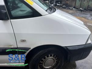 Gebruikte Scherm rechts-voor Citroen Jumpy (BS/BT/BY/BZ) 2.0 HDi 90 Prijs € 59,99 Margeregeling aangeboden door Schaap & Bron