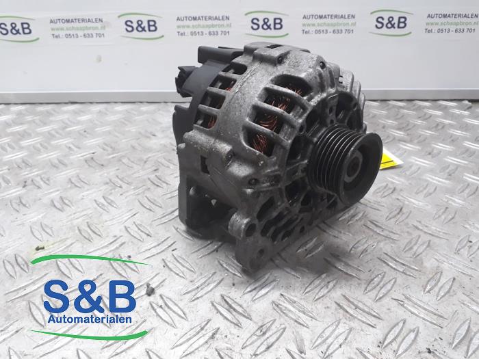 Gebruikte Alternator Volkswagen Polo IV (9N1/2/3) 1.2 Prijs € 40,00 Margeregeling aangeboden door Schaap & Bron