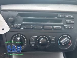 Gebruikte Radio CD Speler BMW 1 serie (E87/87N) 116i 1.6 16V Prijs € 45,00 Margeregeling aangeboden door Schaap & Bron