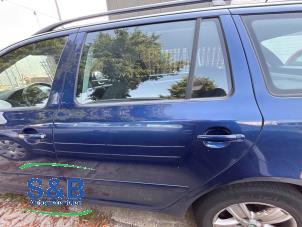 Gebruikte Deur 4Deurs links-achter Skoda Octavia Combi (1Z5) 1.6 TDI Greenline Prijs € 75,00 Margeregeling aangeboden door Schaap & Bron